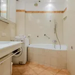 Shortstaypoland Szara B170 * Warszawa